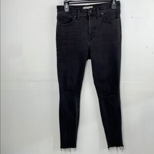 Madewell Black 9” High-Rise Skinny Jeans Distressed with Raw Hem size 28